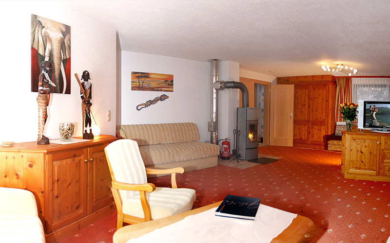 Wohnzimmer Ferienwohnung Appartement De Luxe Tamara - Elbigenalp, Grünau
