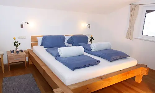 Schlafzimmer 2 im Appartement De Luxe Mona - Elbigenalp, Grünau