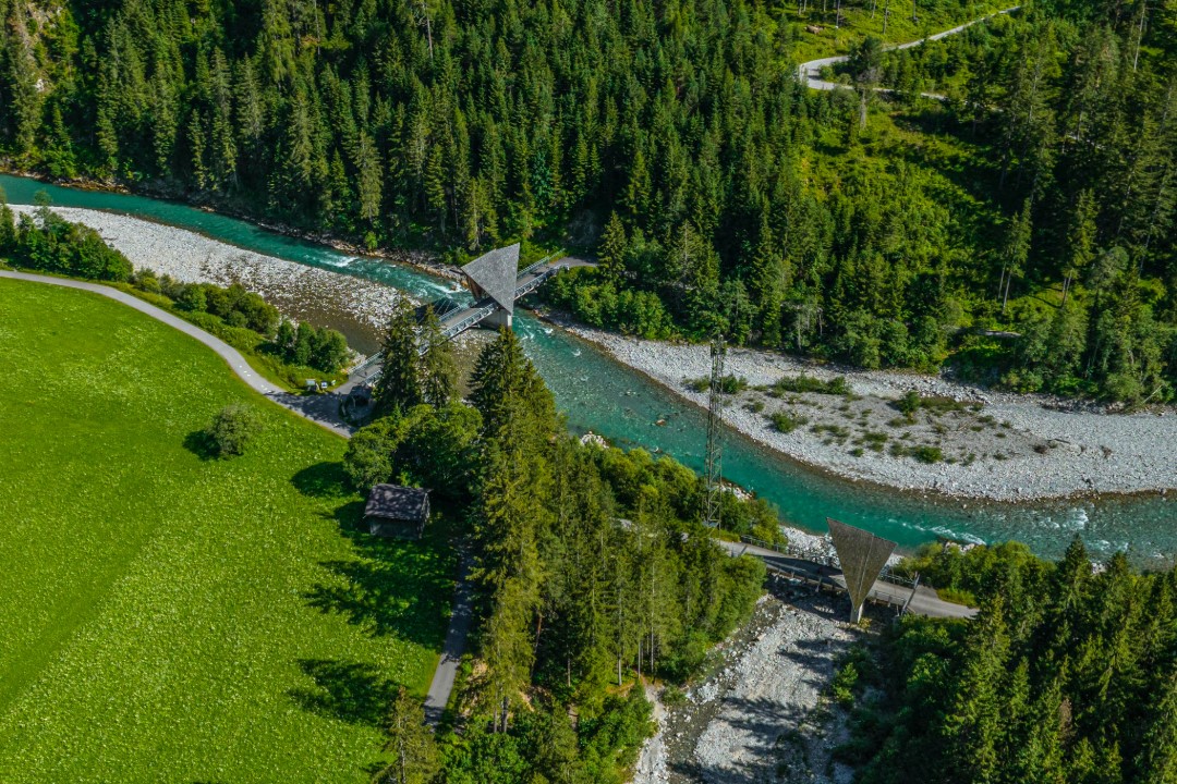 Grünau im Sommer - Radweg